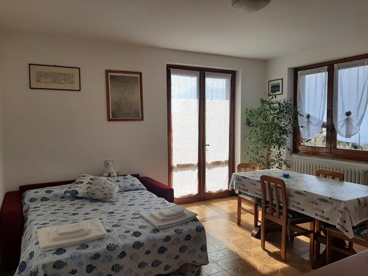 Apartment L'Ulivo Lake View Private Road 5 Kilometers From Varenna Lierna Exterior foto